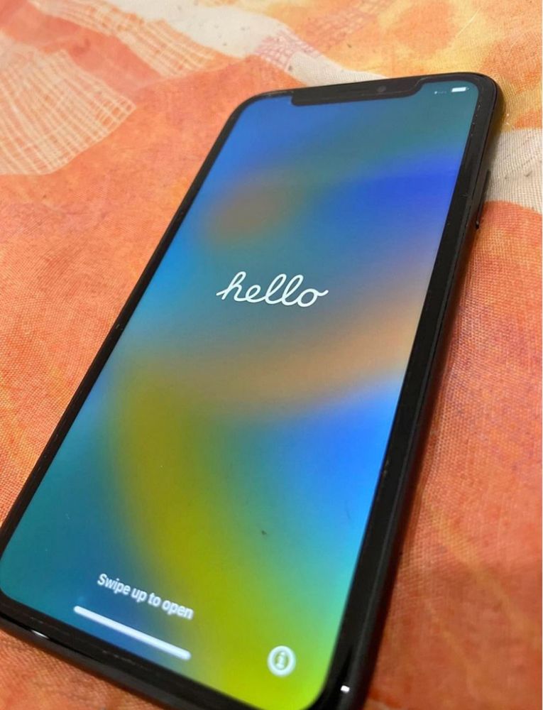 iPhone XR Preto.