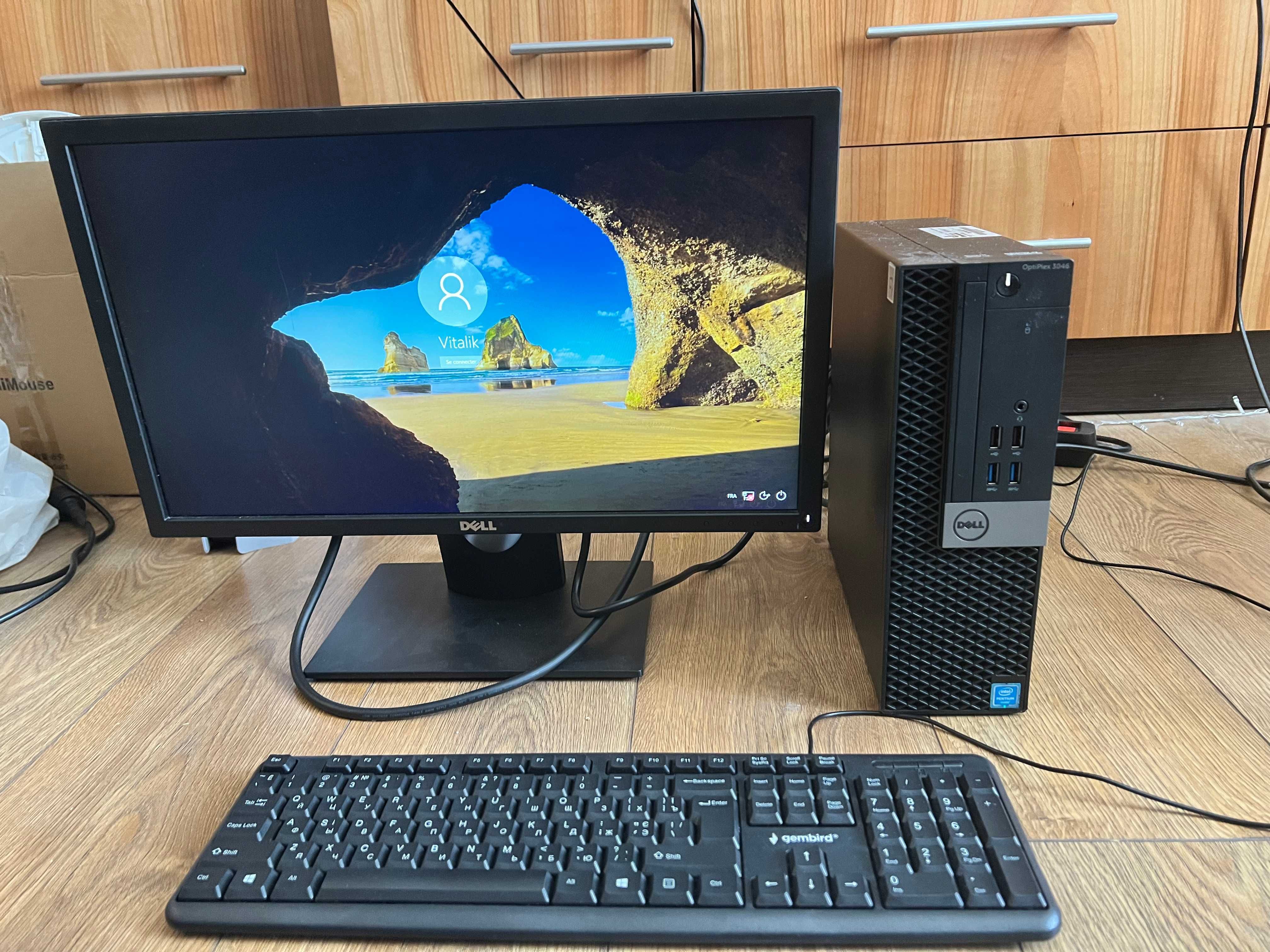 ПК комп'ютер Dell OptiPlex 3046 + Монітор 21.5 Dell E2216H Black