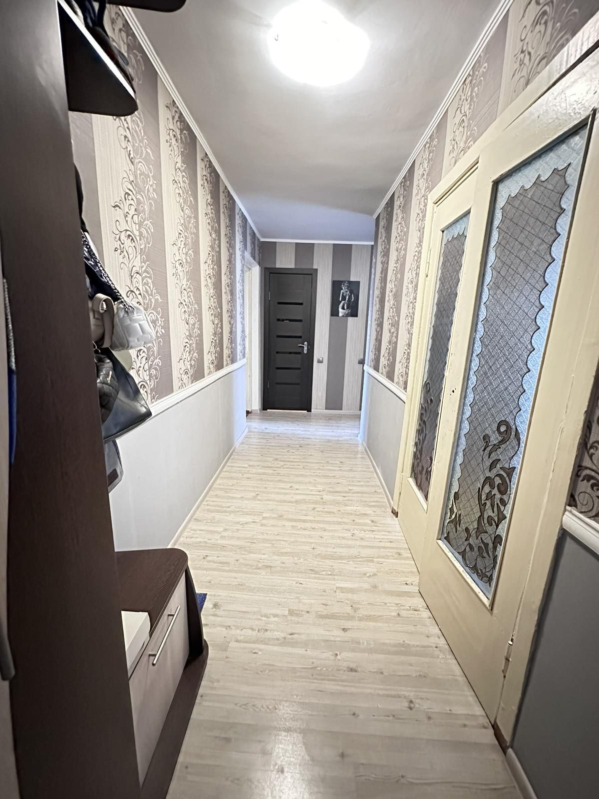 Продам трёхкомнатную квартиру район 12 квартала  ул.Данила Нечая