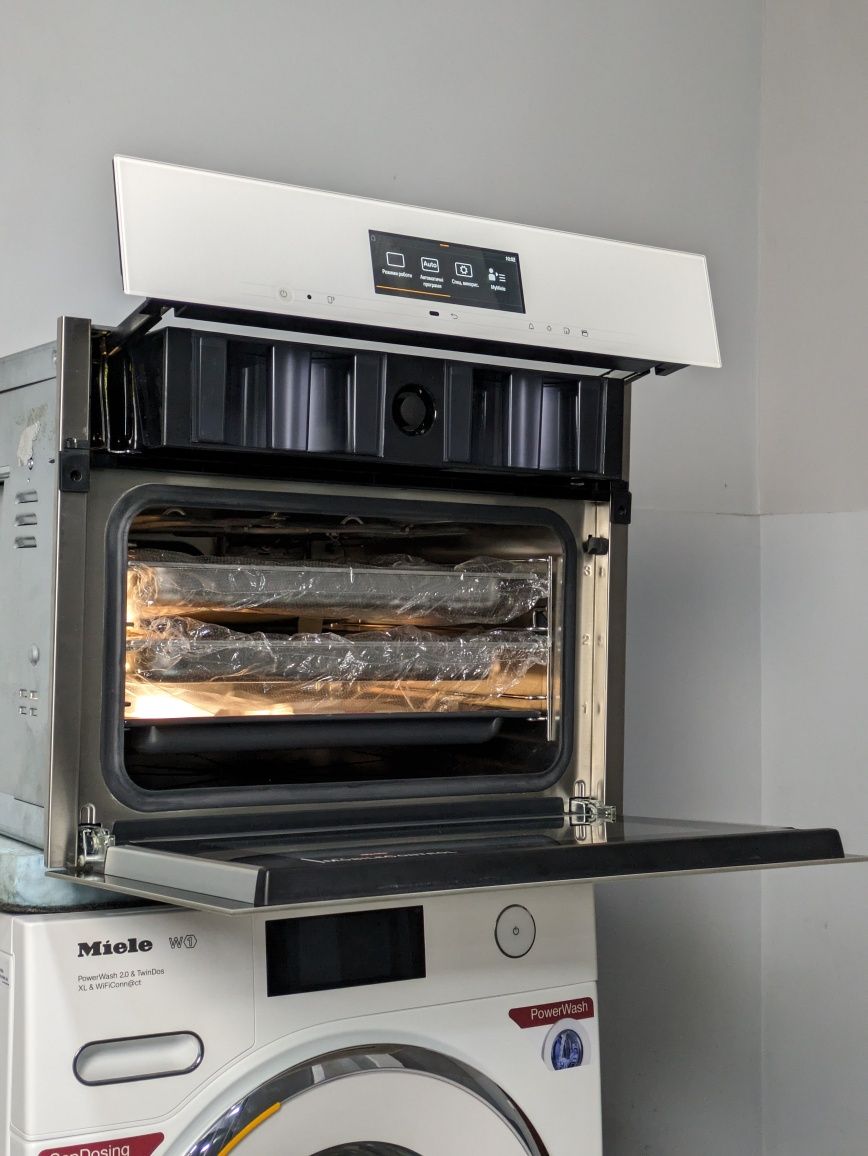 Нова Духовка з Пароваркою Miele DGC 7840 X Пароконвектомат без ручки