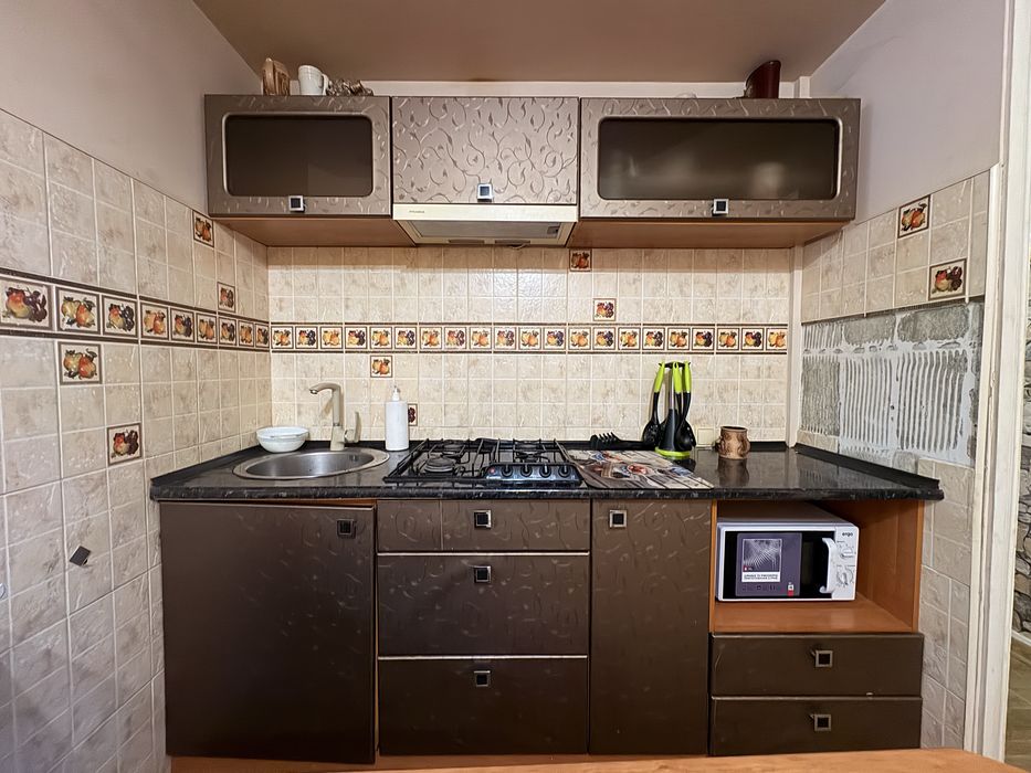 Продаж 2-кім квартира вул 23 серпня, біля метро, єВідновлення