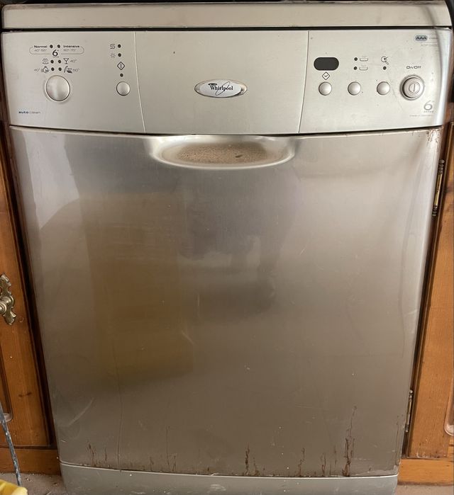 Máquina lavar loiça whirlpool