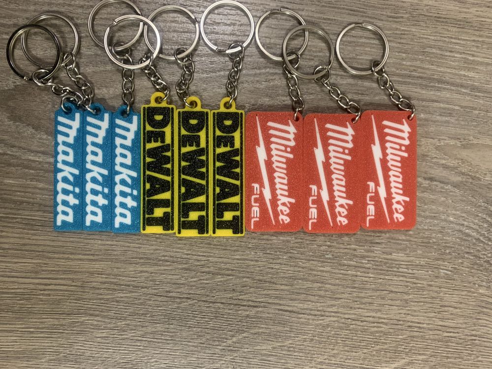 Брелки з логотипом Milwaukeе, DeWalt, Makita,BOBCAT, Ryobi