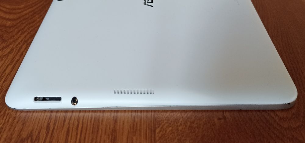 Планшет ,, ASUS ,, K018 экран 10 дюймов