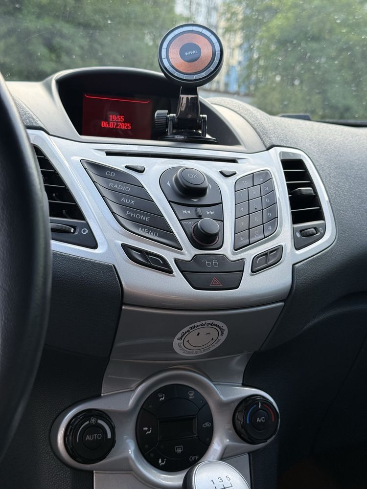 Ford fiesta 1.2 TITANIUM 2009