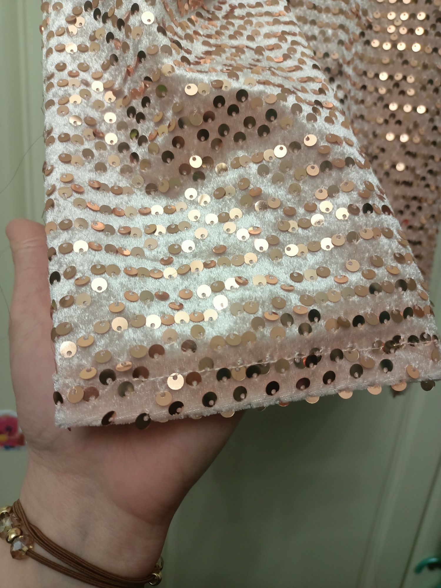 Нарядное шикарное платье