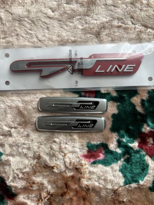 Емблеми, шильдика на авто