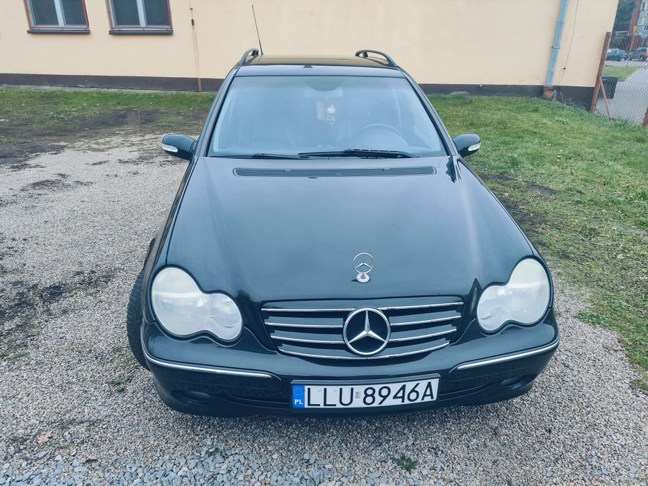 Sprzedam Mercedesa w203 c200 kombi.