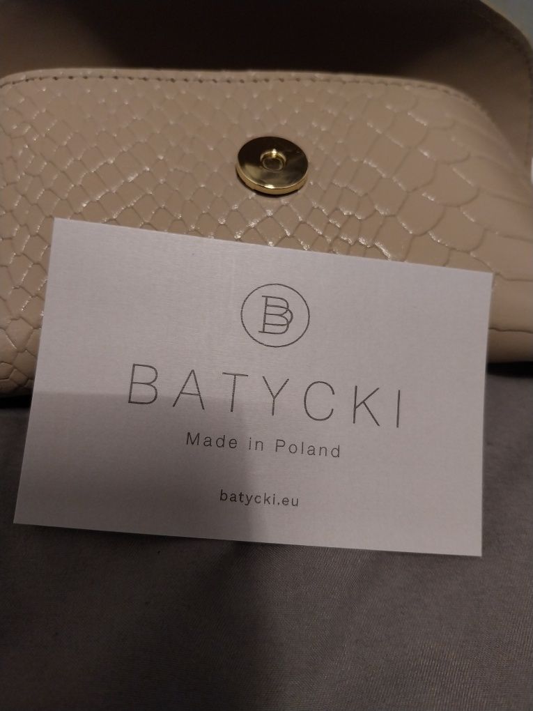 Skórzane etui na okulary Batycki
