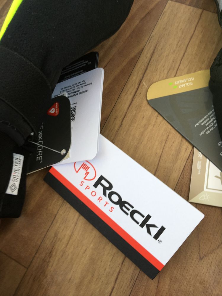 Жіночі перчатки нові рукавиці горнолижні Roecki розмір 7,5 в 8,5