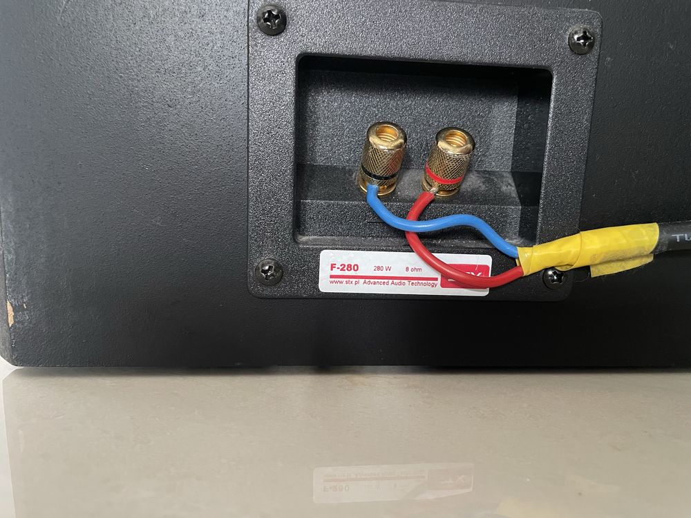 STX F-280  kolumny stan bardzo dobry