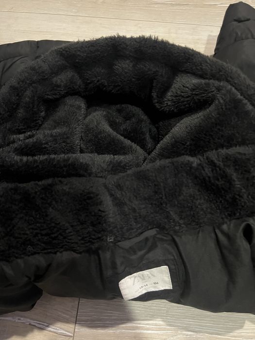 Куртка Zara на девочку