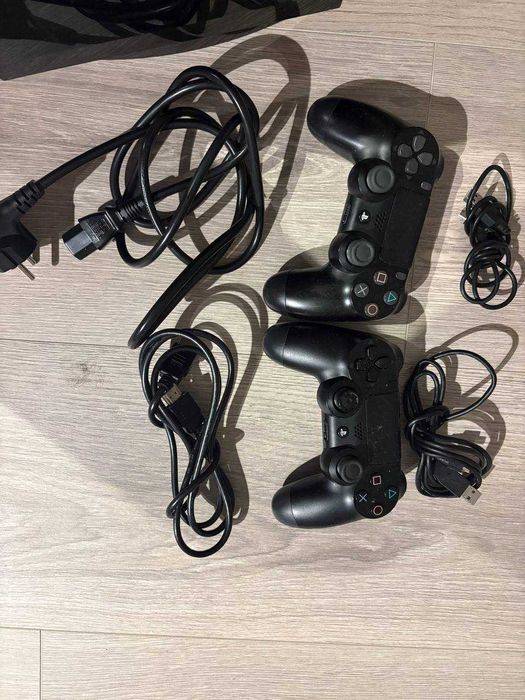 Ігрова консоль PlayStation 3 Super Slim (CECH-4000 серія)