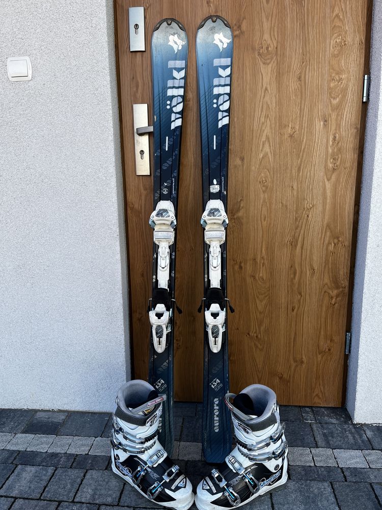 Narty Völkl dla początkującej narciarki