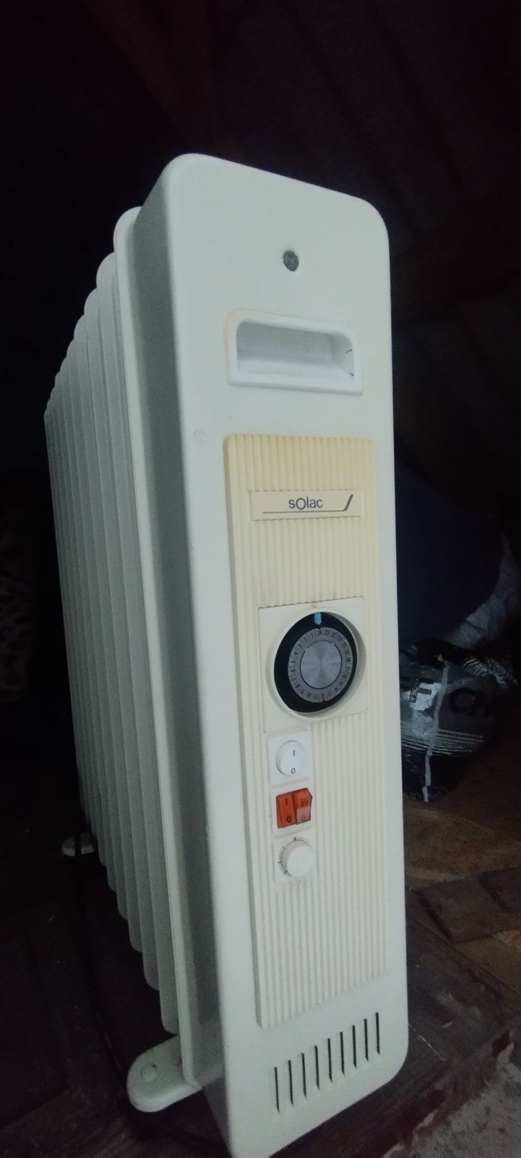 Масляный радиатор SOLAC  с таймером.