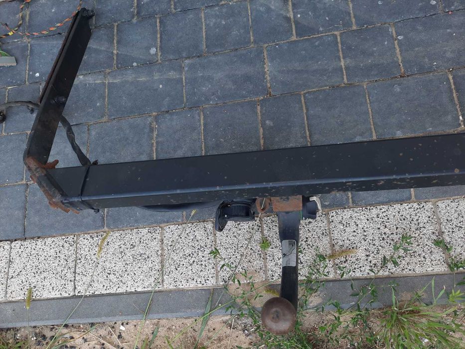 Фаркоп Ford Focus C-max. (03-11)