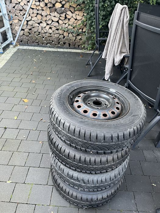 sprzedam opony wielosezon