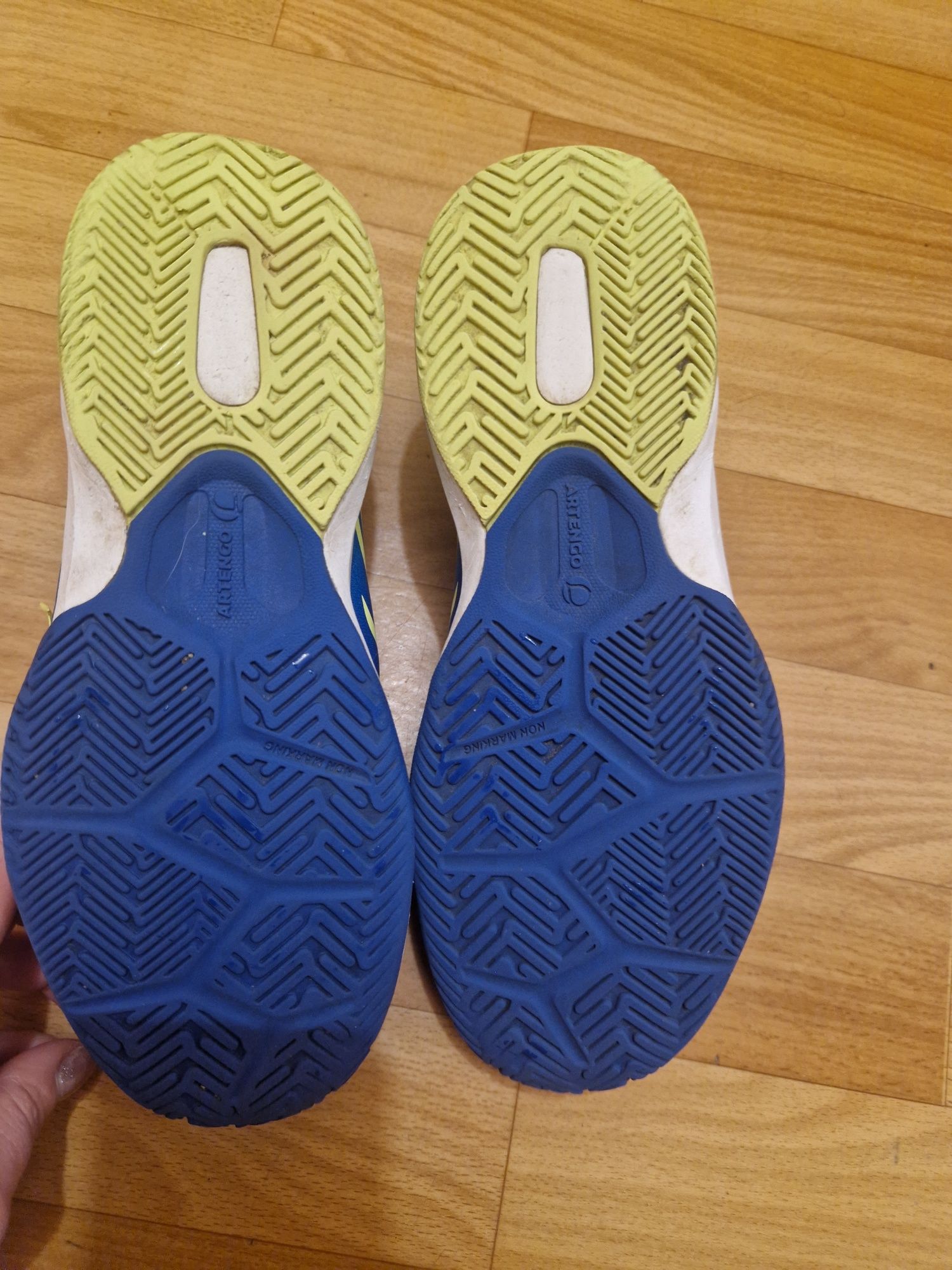 Кросівки Artengo від Decathlon 36