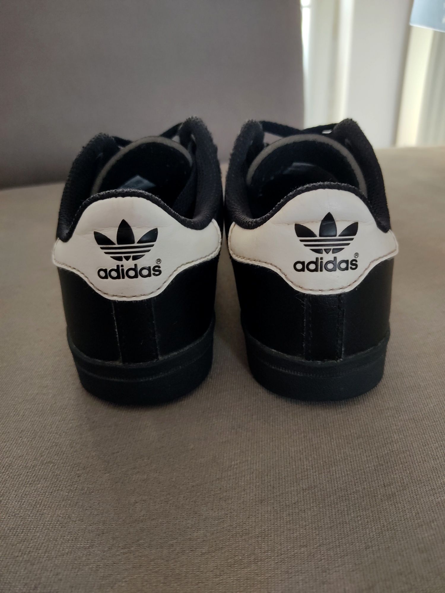 Adidas Coast Star C r. 30, 19 cm