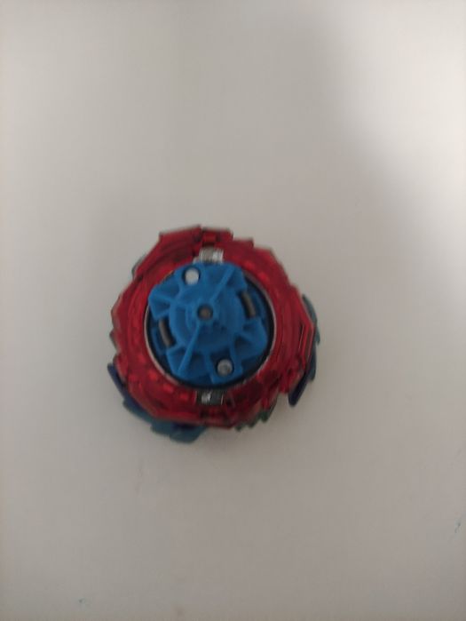 Бейблейд одним лотом