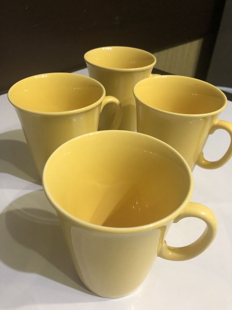 Чашки желтые