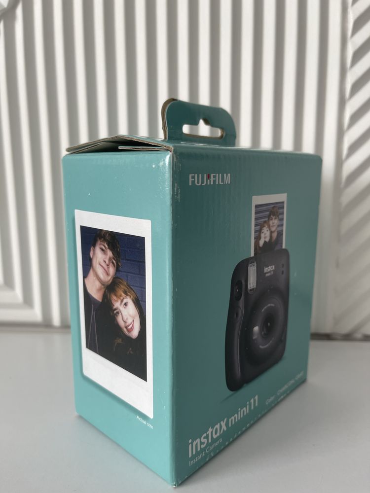 Камера миттєвого друку FUJIFILM Instax Mini 11