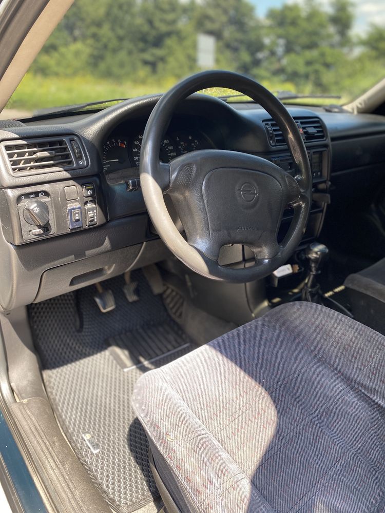 Продам Вектру А Opel Vectra A