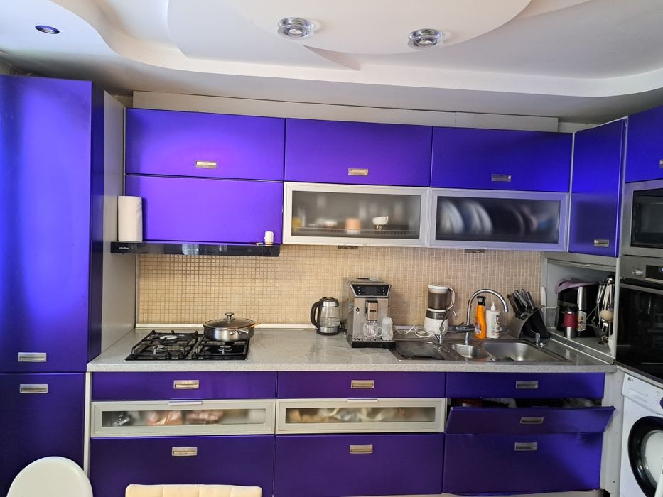 Продам кухню и технику