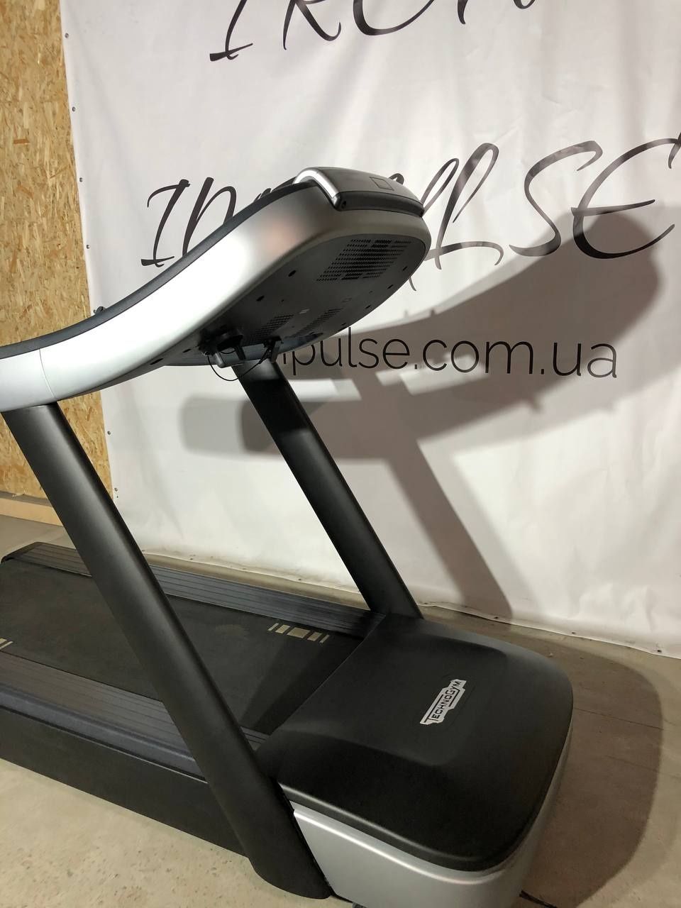 Беговая дорожка Technogym RUN NOW 700 Unity