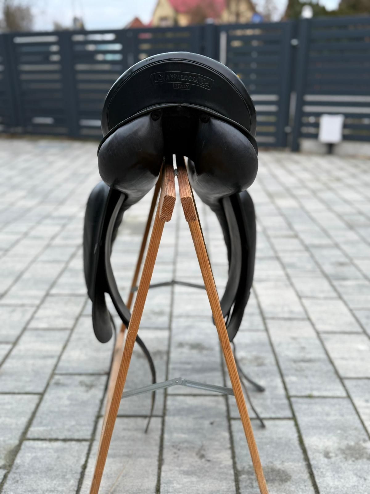 Siodło ujeżdzeniowe Prestige 18/31