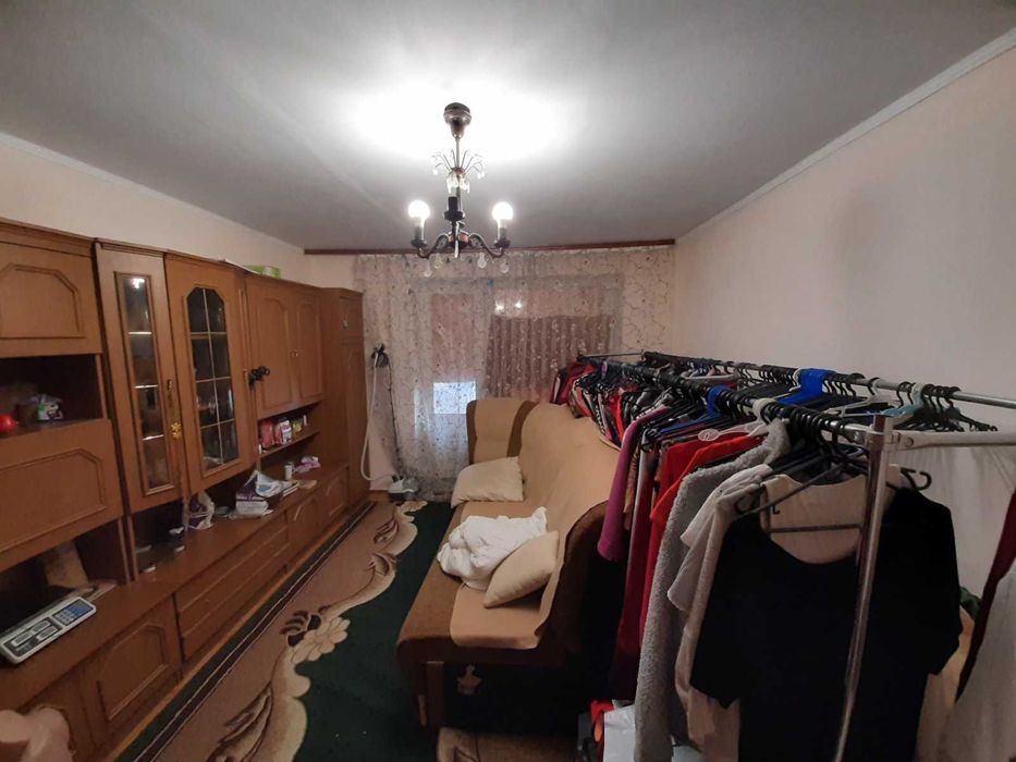 2-кімнатна квартира з гаражем та підвалом