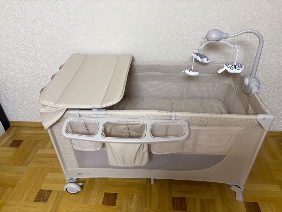 Ліжечко-манеж дитяче, дитяче ліжко для подорожей