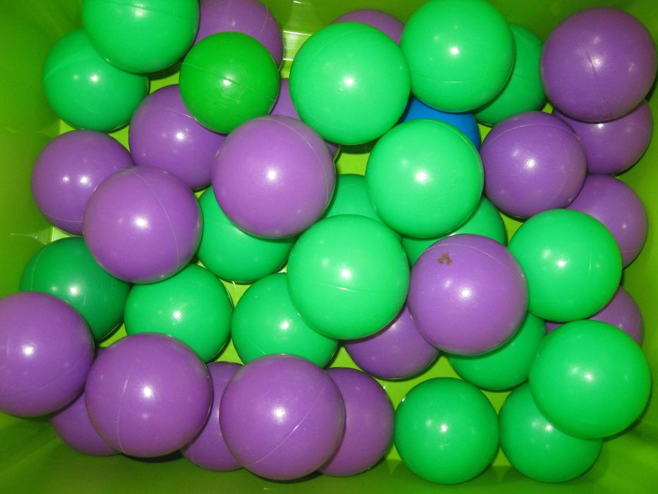 Piłki kolorowe do suchego basenu