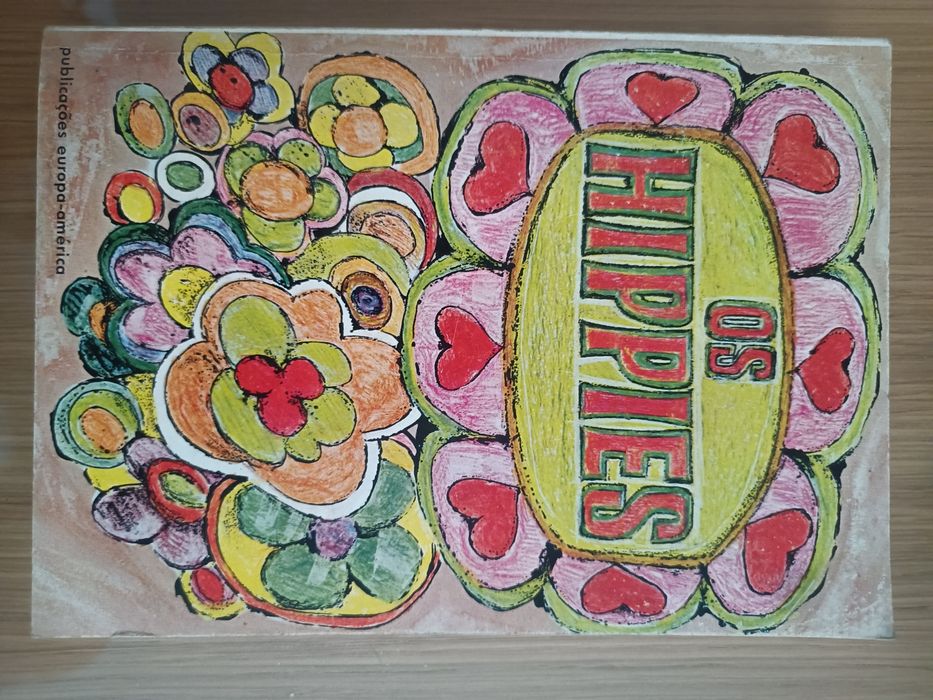 Vendo livro Os Hippies