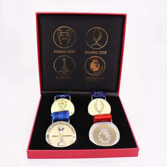 Чемпионские медали ФК Ливерпуль 2019