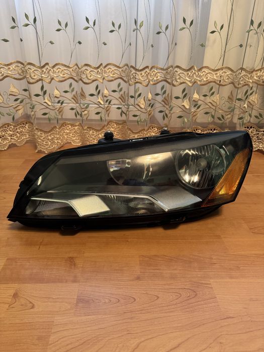 Передня фара до Volkswagen Passat nms b7