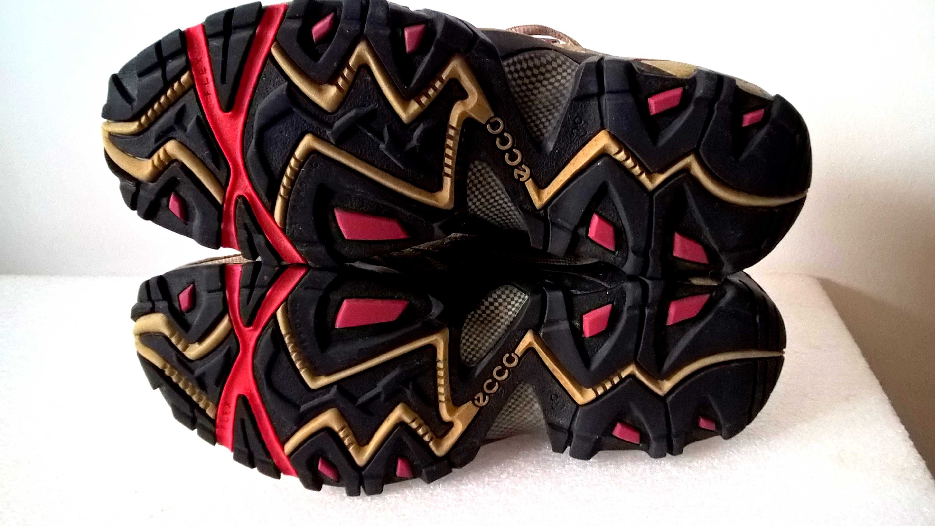 Damskie buty ECCO  Gore tex  IDEAŁ roz 39 warto