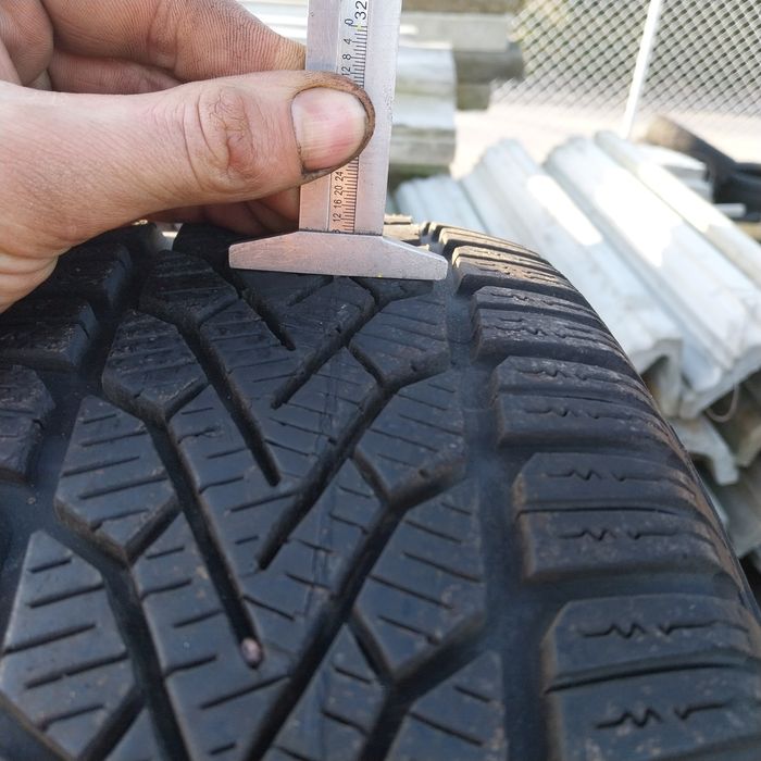 Opony Zimowe Semperit 195/65R15 91T