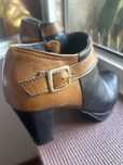 Botins elegantes e confortáveis