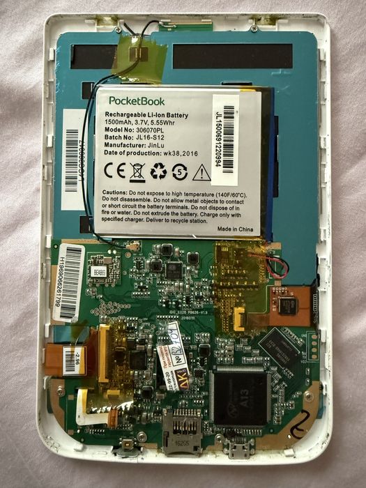 Pocketbook touch lux 3 на запчастини