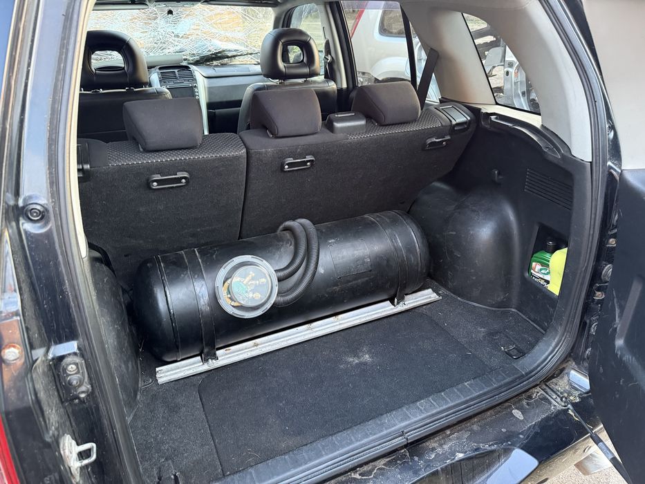 Розборка Suzuki Grand Vitara,Разборка,Запчастини Гранд вітара 2.7