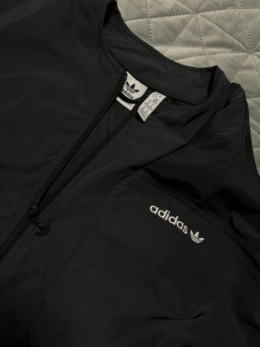 Вітрівка вітровка куртка жакет adidas