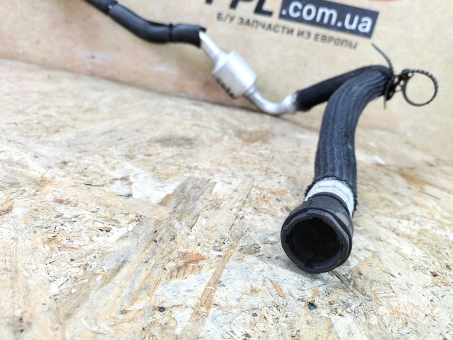 Jeep Compass II 2016- трубка кондиционера P68302469AB / 68302469AB