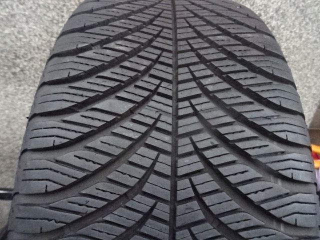 225/45/R17 94V Goodyear Vector 4 seasons Gen-2