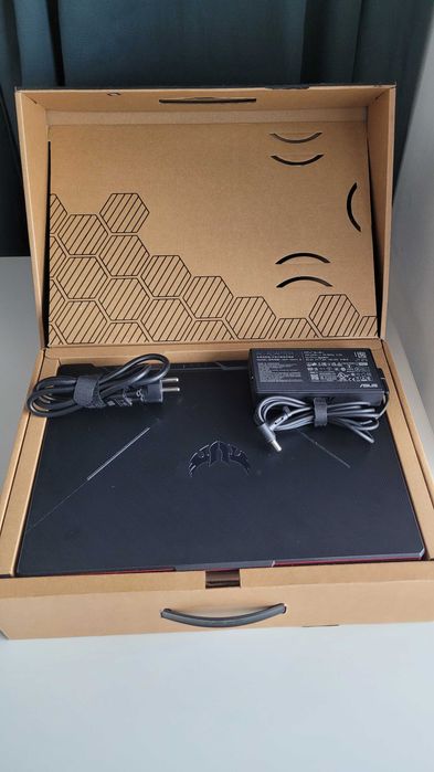 Laptop gamingowy ASUS TUF Gaming 15,6, 144Hz i5-10300H, 16GBRam, win11