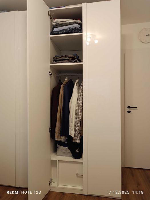 Sprzedam szafę Italia wysoki połysk