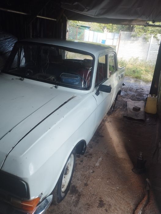 Москвич азлк 2140