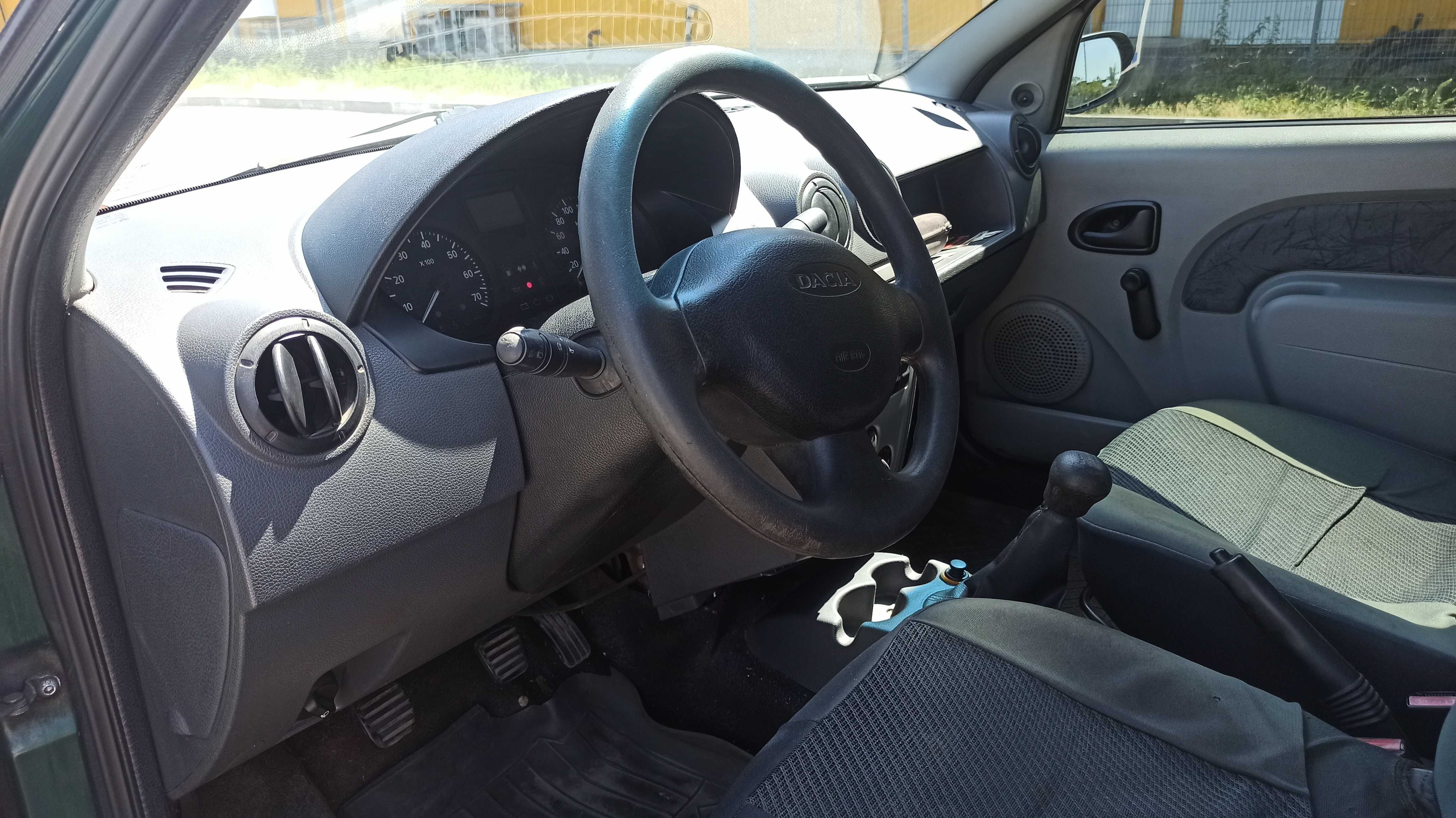 Dacia Logan 2006