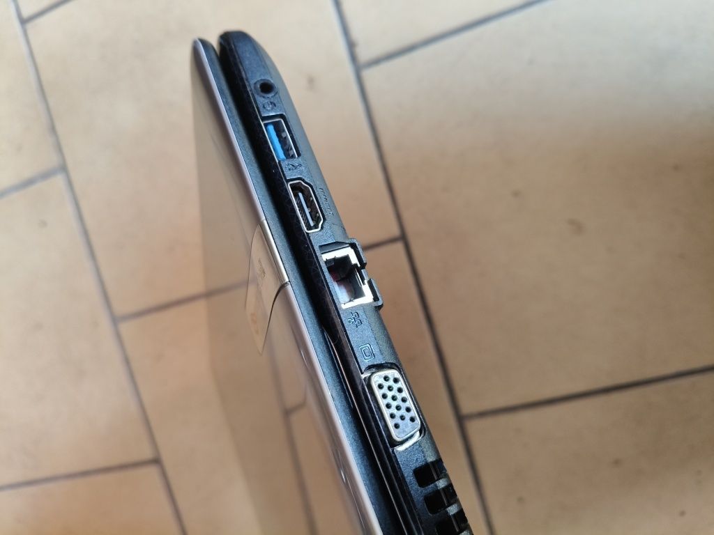 Laptop Packard Bell Easynote TE