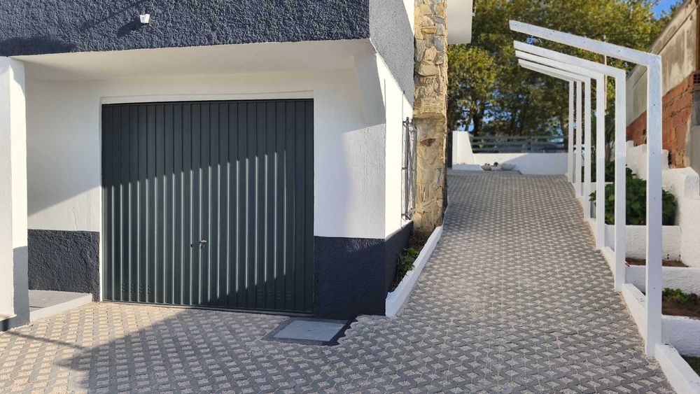 Vivenda com excelentes vistas em local sossegado